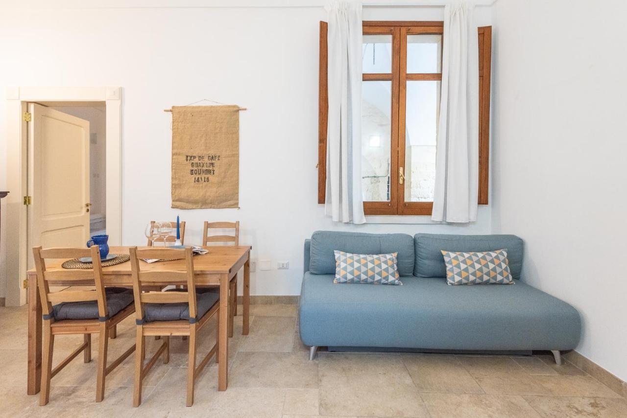 Rubichi 6 - Old Town Apartment Sit Lecce Bagian luar foto